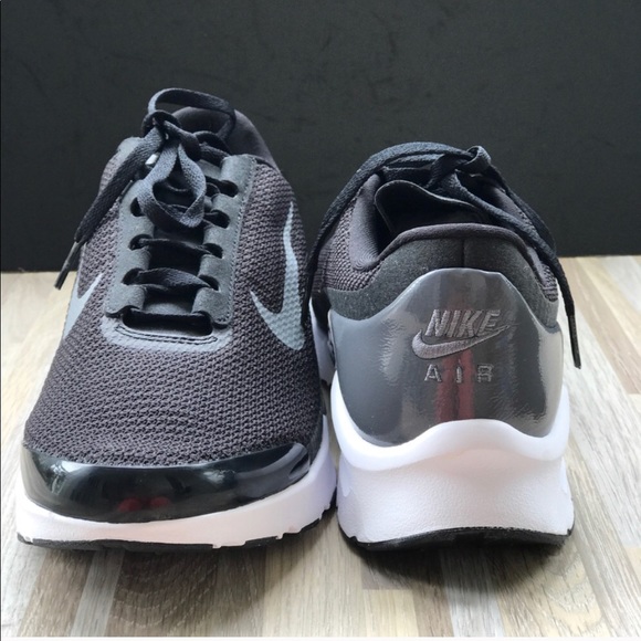 NWT Nike Air Max Jewel Black WMNS - Picture 2 of 7